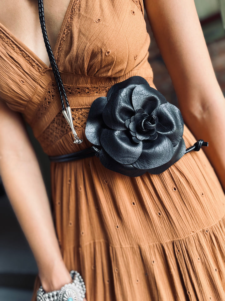 Bohemian Leather Flower Pendant Layered Belt (2 Colors)