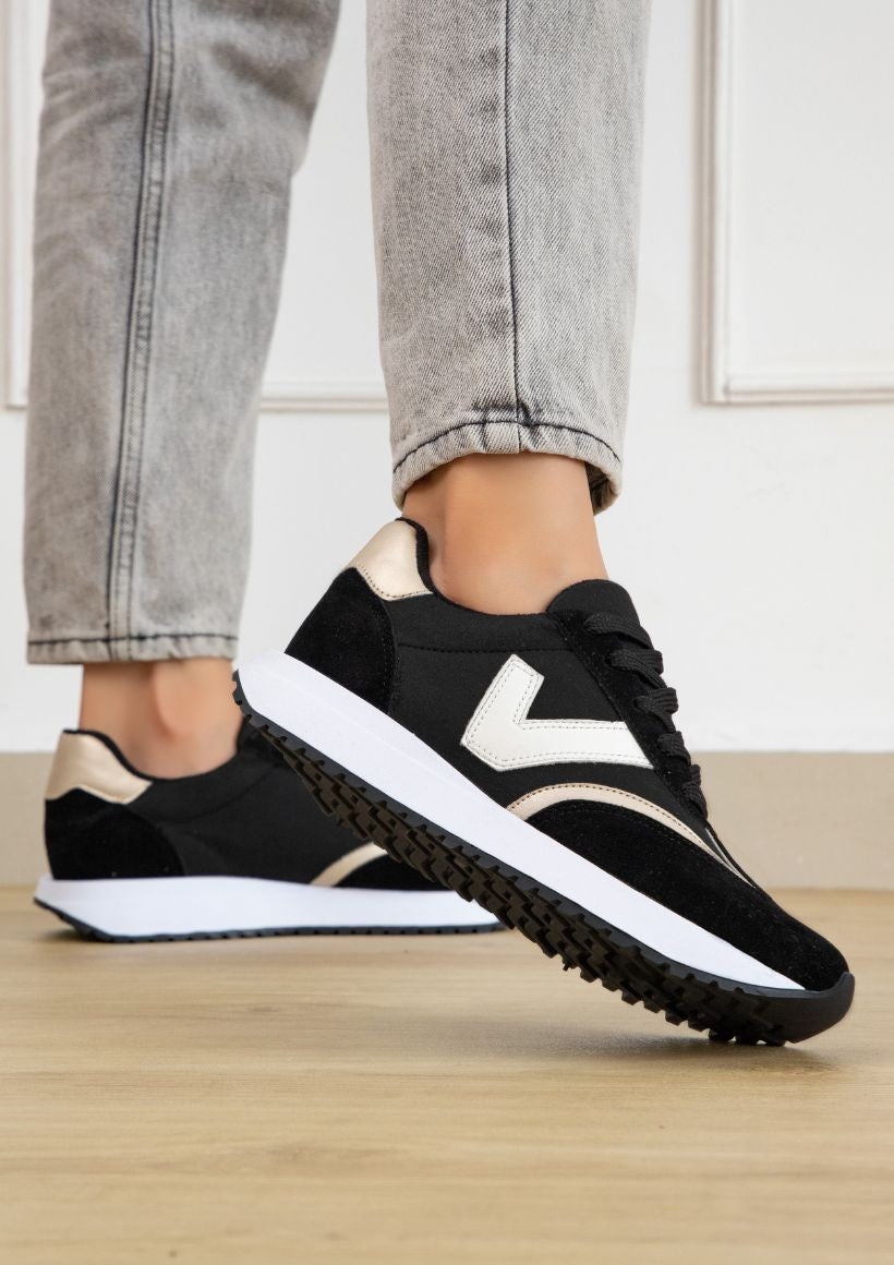 Ace 5 Black Sneakers