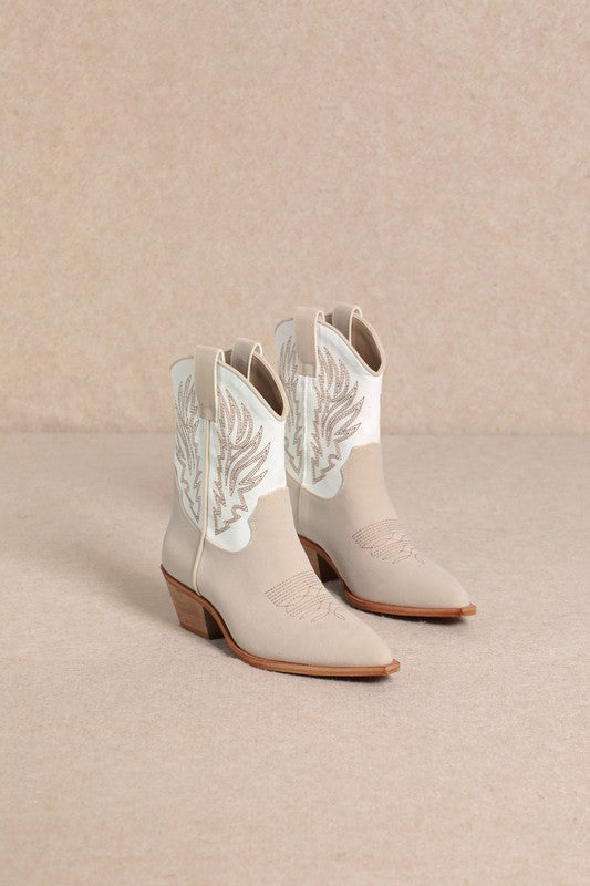 Claire Classic Panel Boot