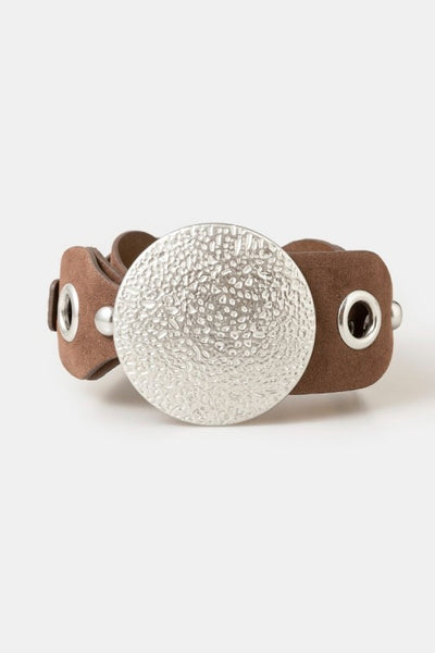 Studded Gromet Disc Belt
