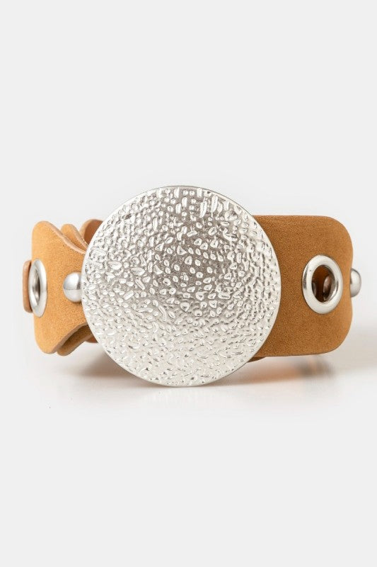 Studded Gromet Disc Belt