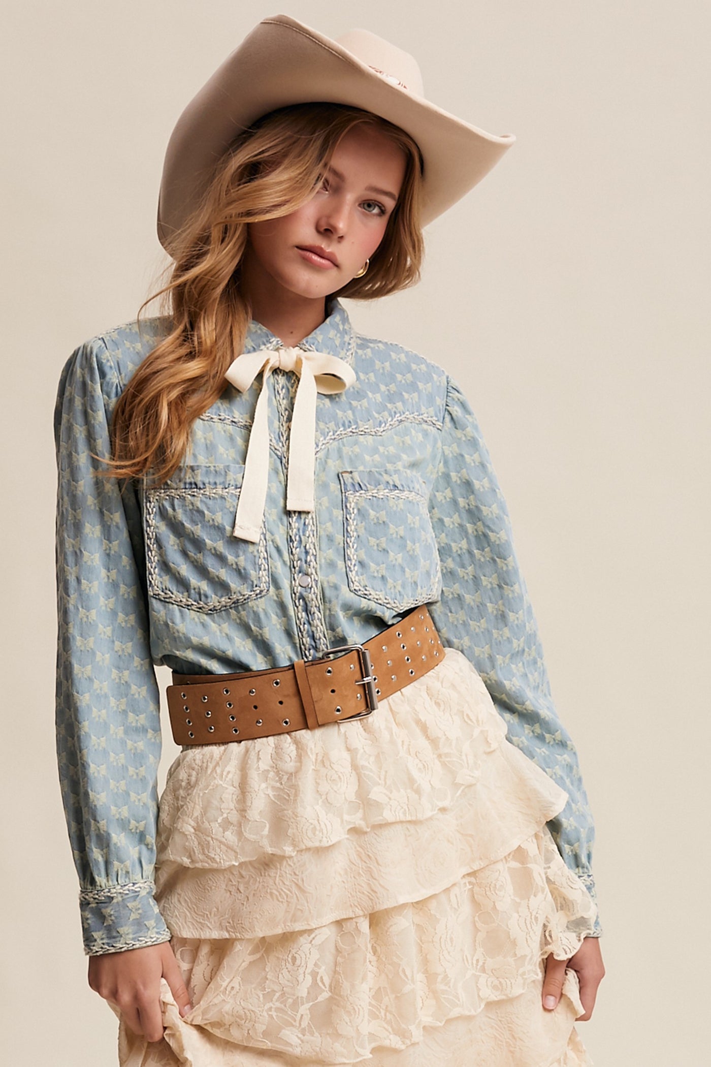 Western Bow Textured Top