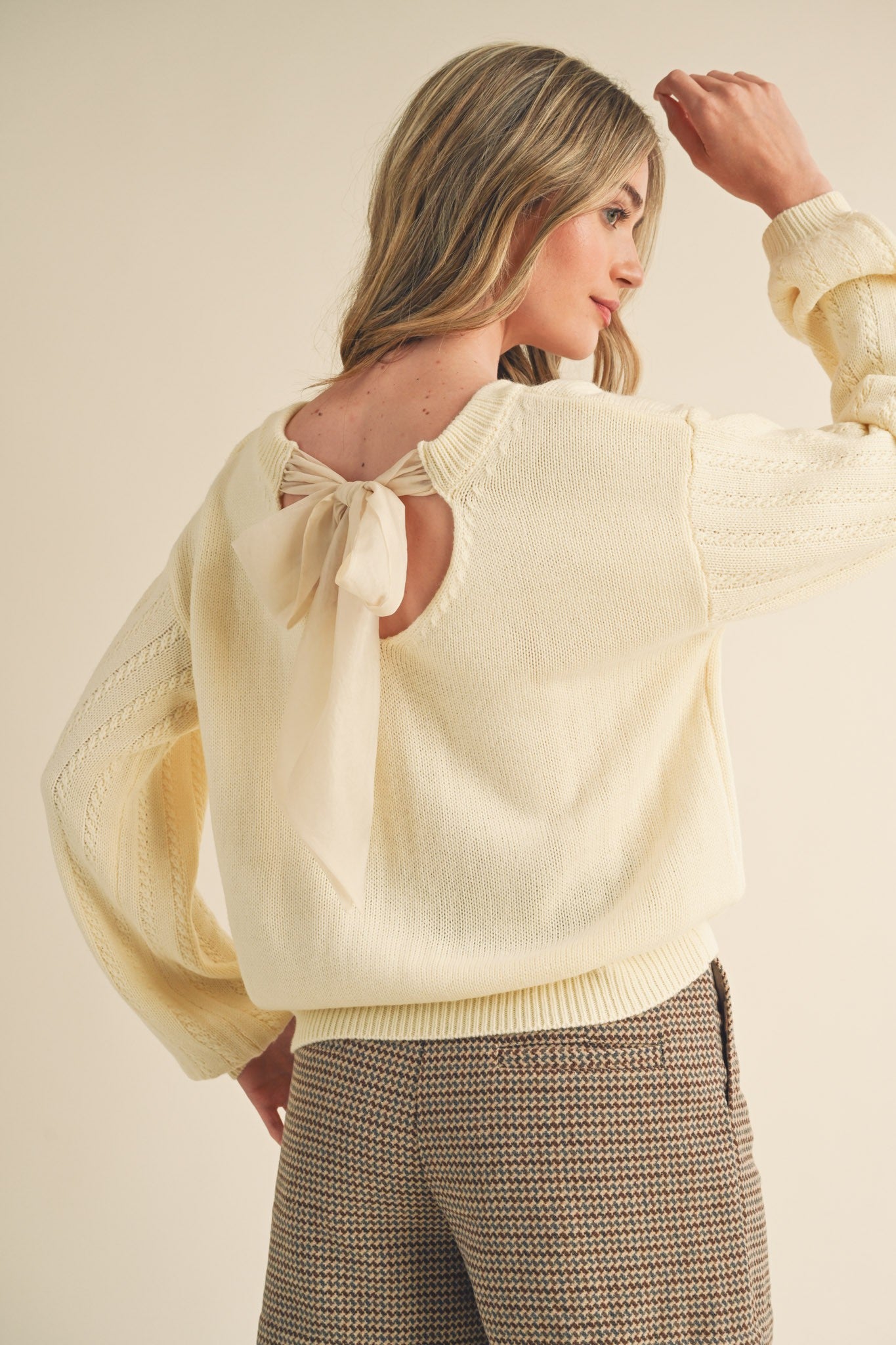 Back Bow Tie Sweater