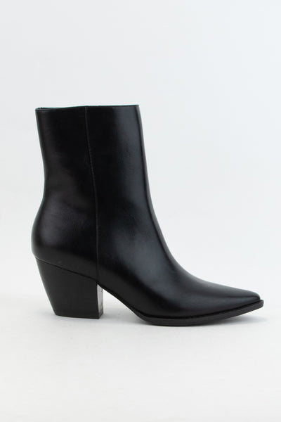 Arisa Ankle Boot by Beast Shoes - Black