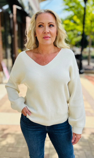 Playful Back Bow Sweater - Cream