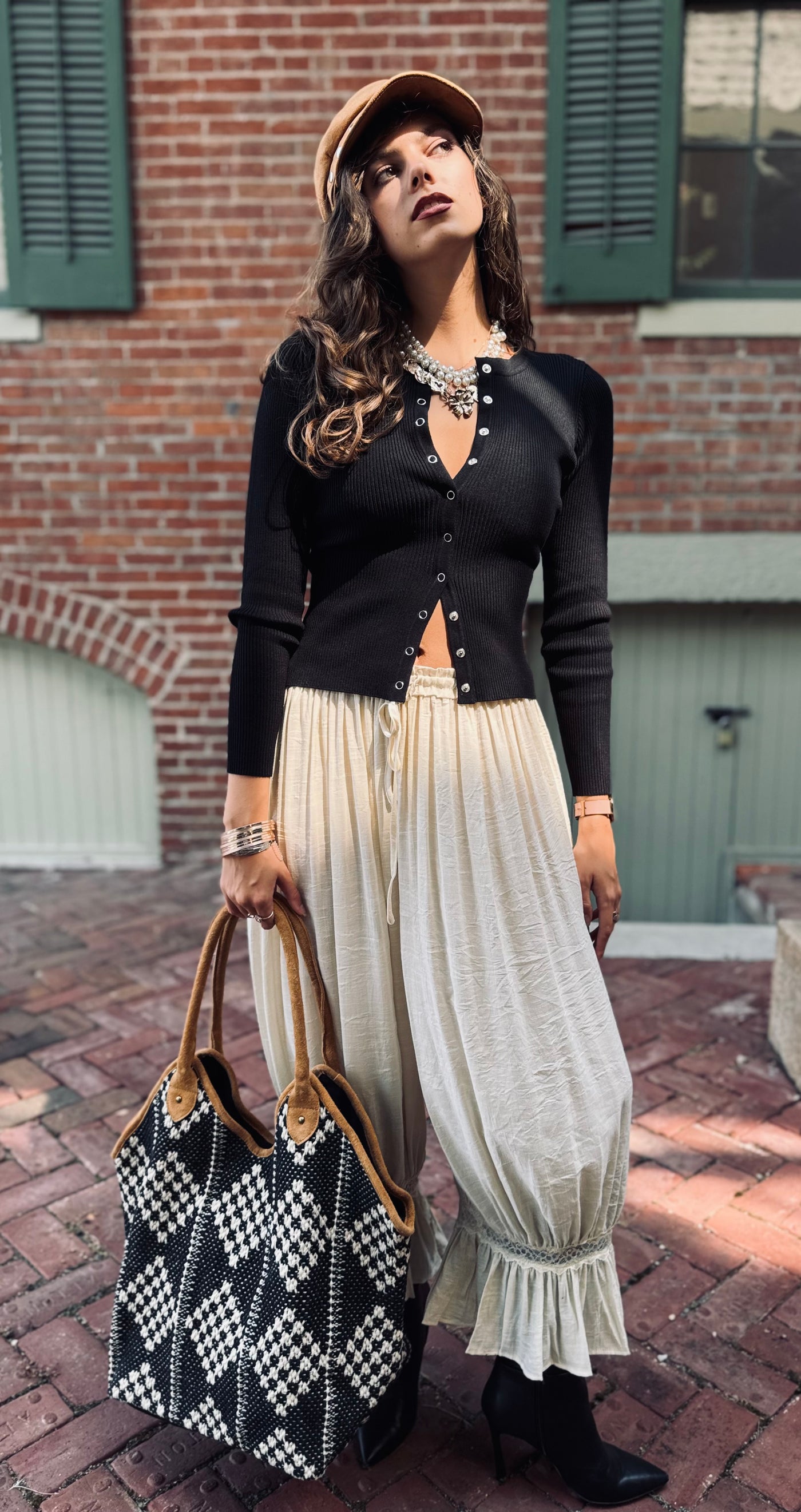 Cropped Cream Bloomer Pants