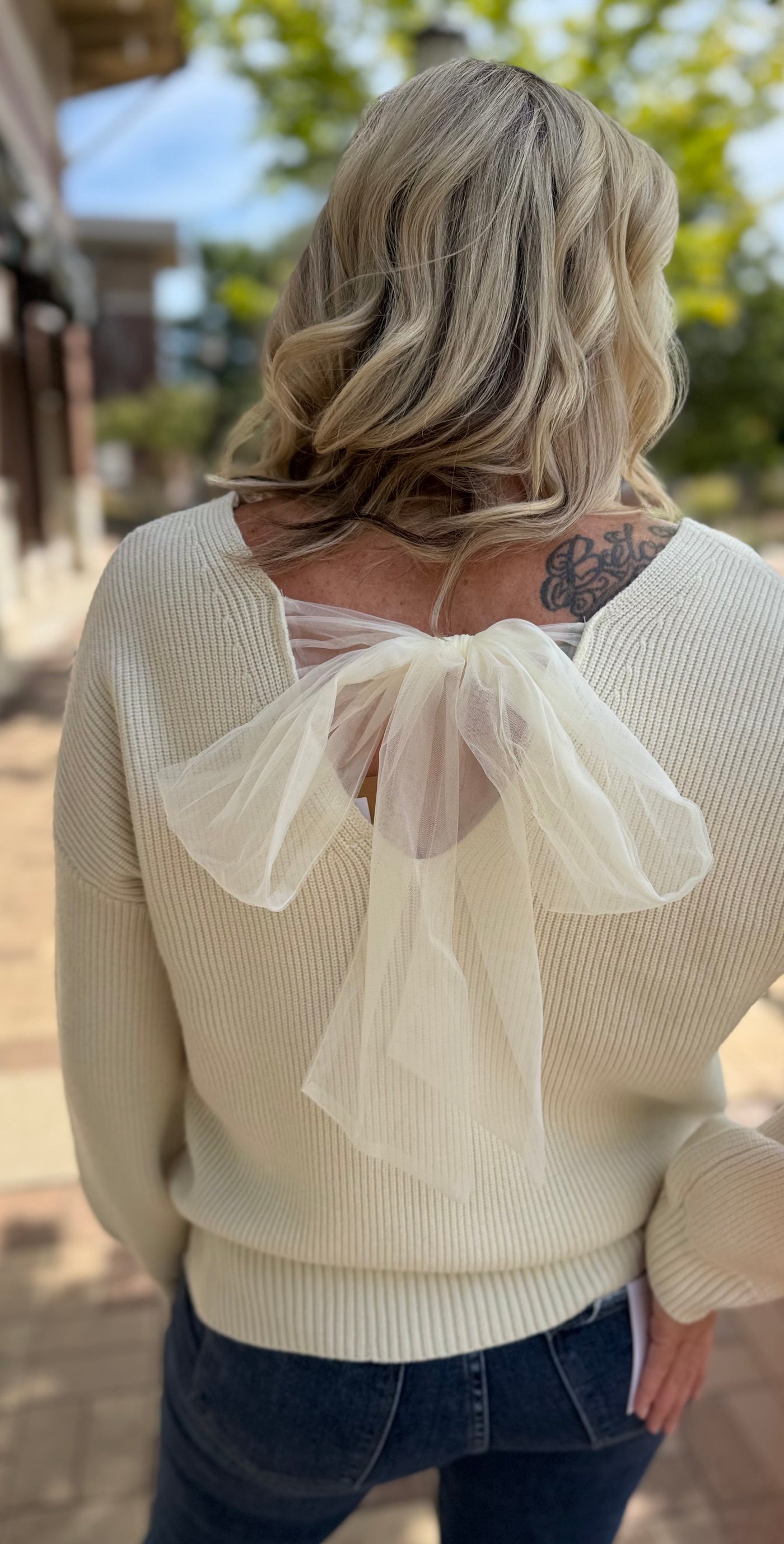Playful Back Bow Sweater - Cream
