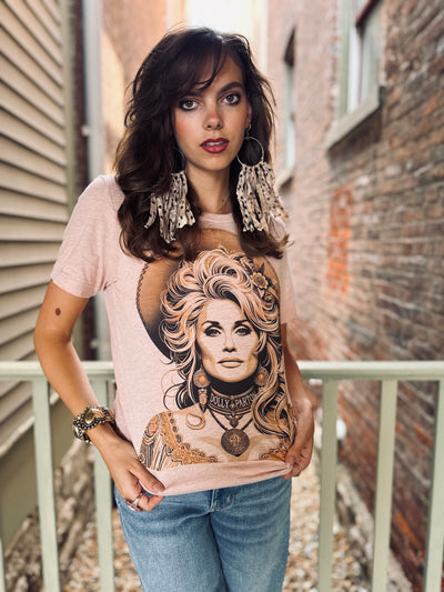 Queen Of Country Tee