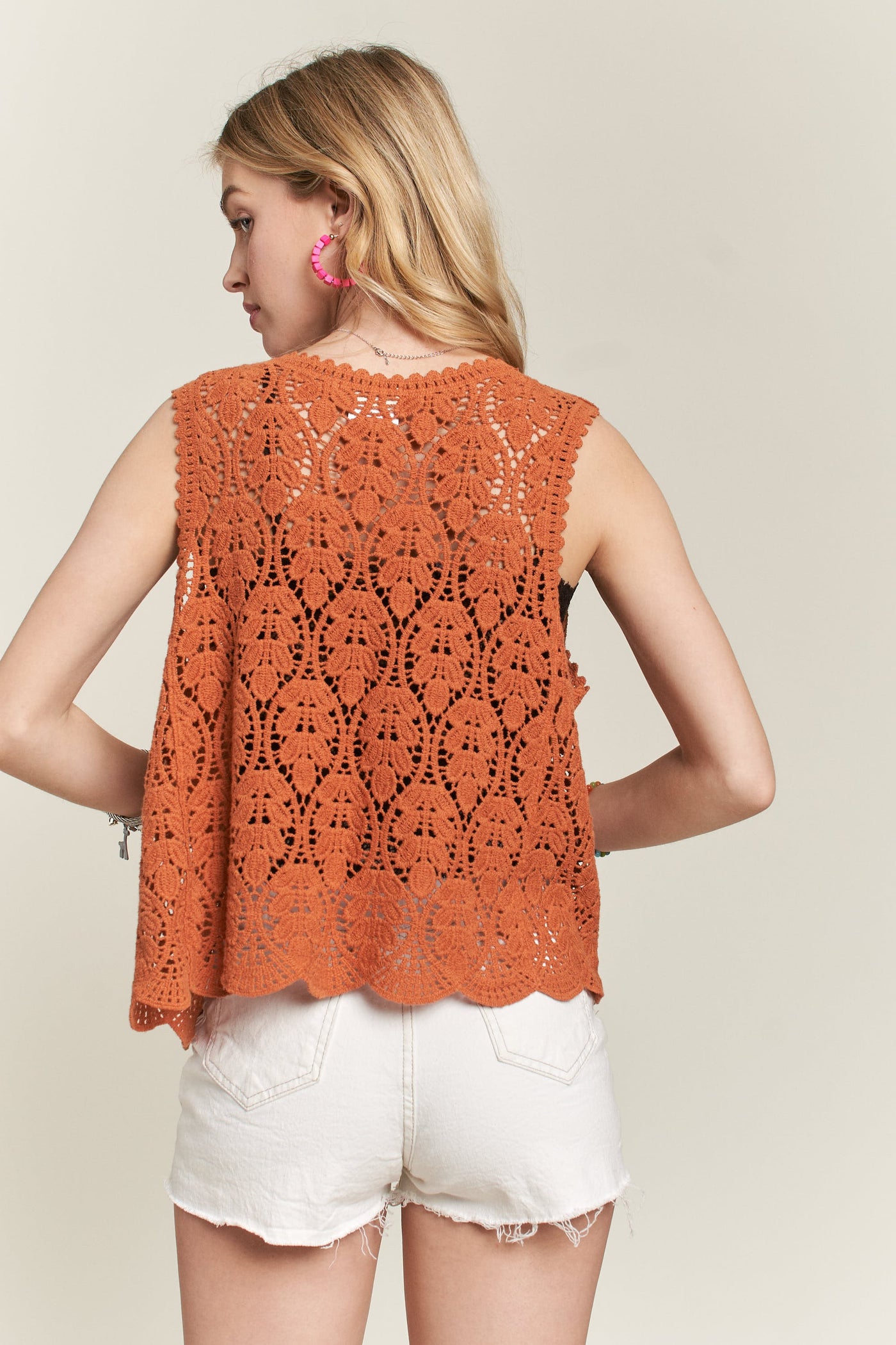 Scalloped Crochet Vest (2 Colors)