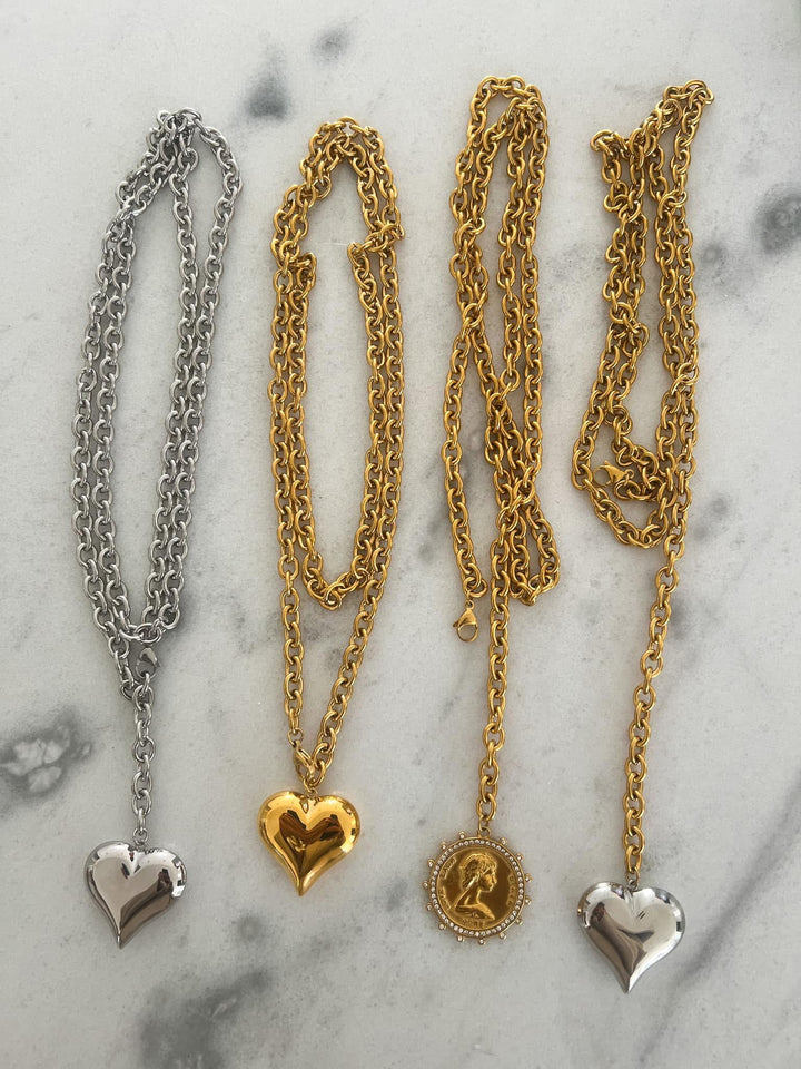 Wrap Around Heart &amp; Chain Necklace by Chansutt