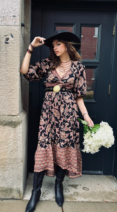 Market Muse Midi Dress