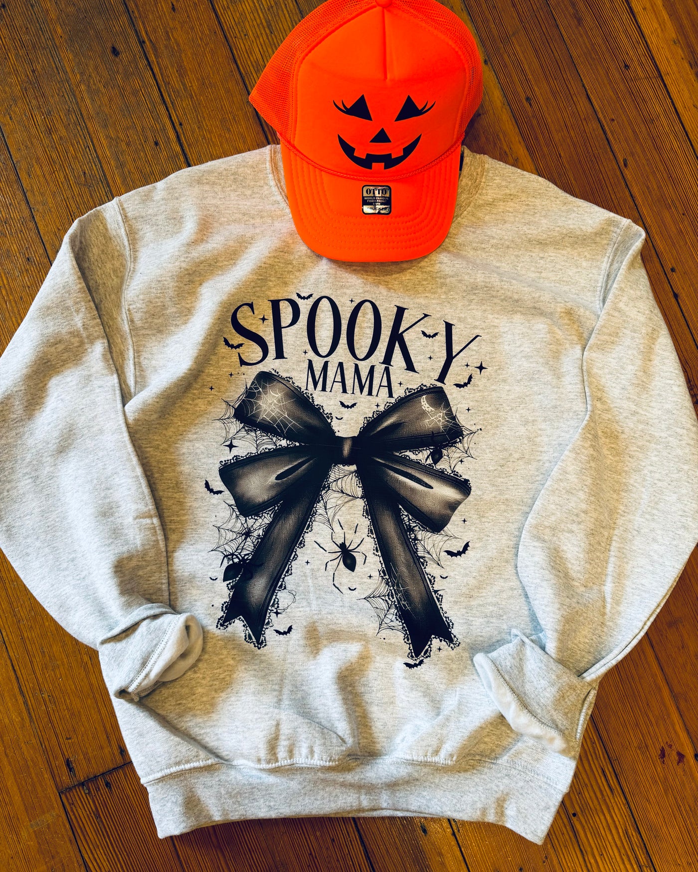 Spooky Mama Sweatshirt