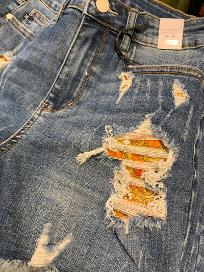 HI-Waisted Floral Lined Pocket Cutoff Shorts by Judy Blue