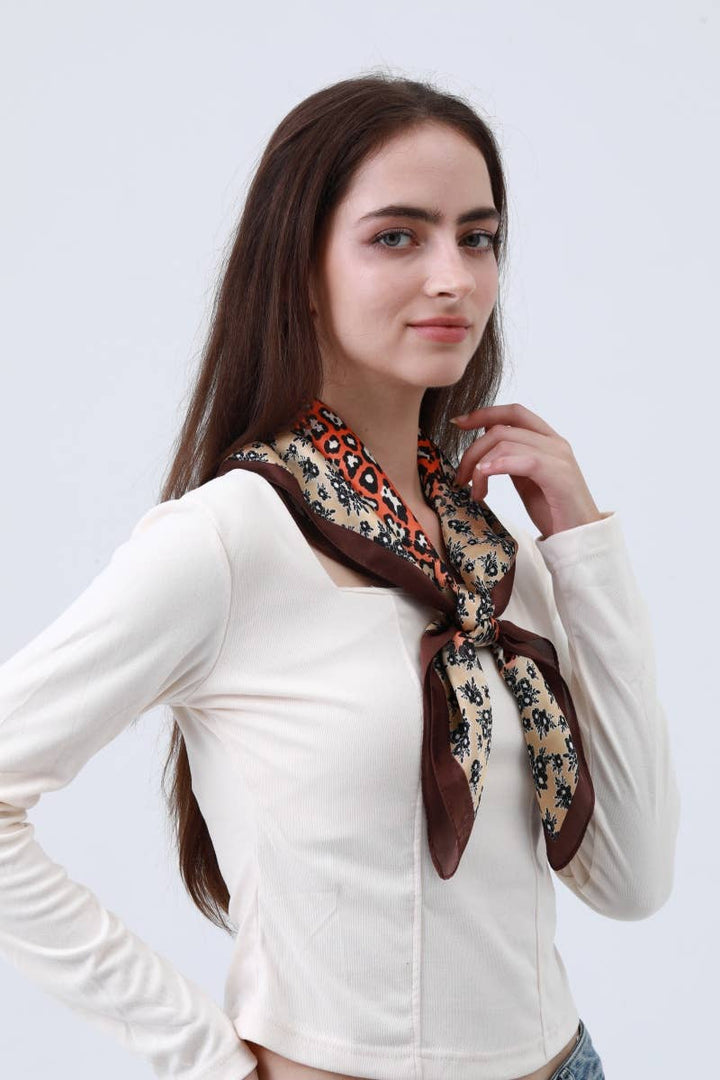 Western Wild Style Leopard &amp; Floral Bandana (2 Colors)