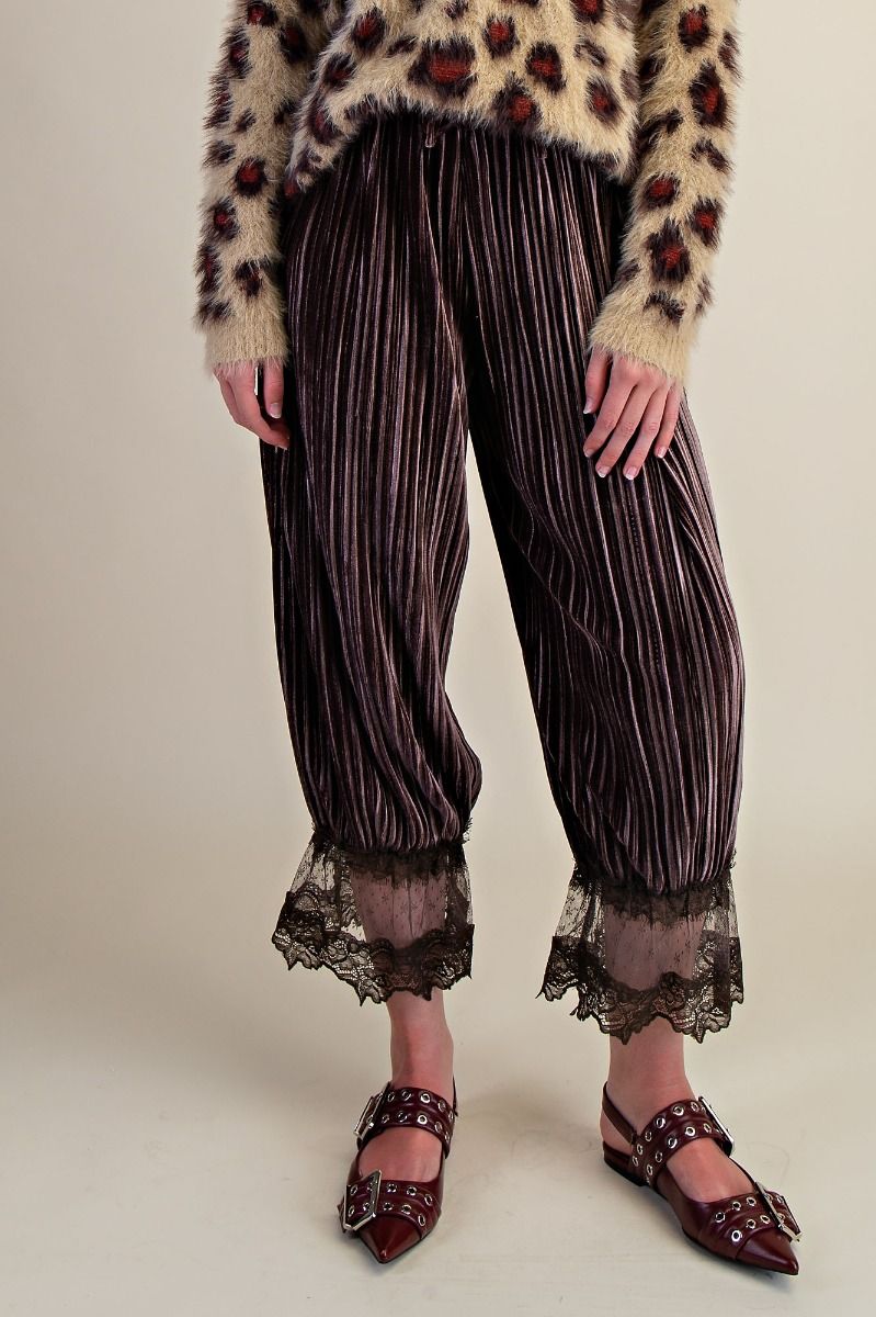 Woods Brown Velvet Capri Pants